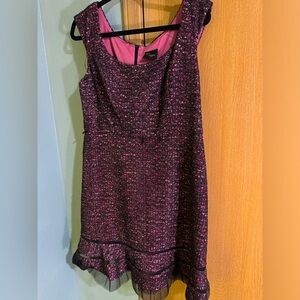 Just…Taylor sheath dress